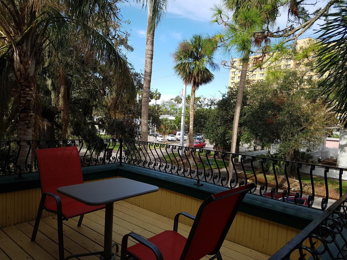 The German Berl' Inn Daytona Beach Exterior photo